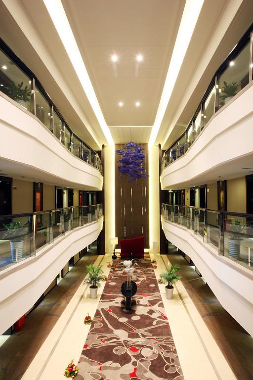 Xichang Minshan Hotel Экстерьер фото